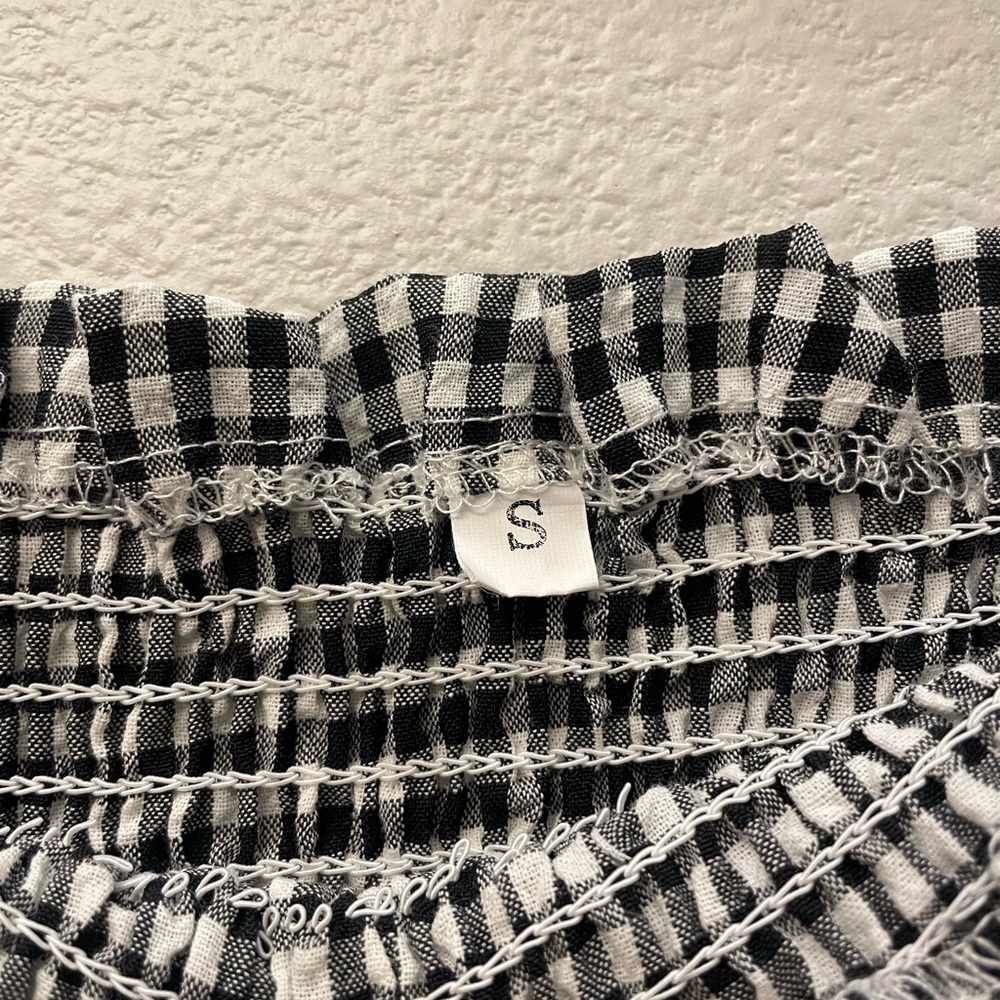 Gingham Romper - Picture 3 of 3